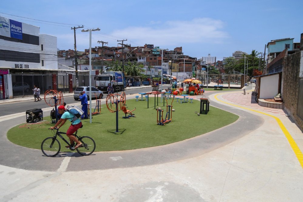 Prefeitura Inaugura Reurbaniza O E Cobertura Do Canal Do Vale Das