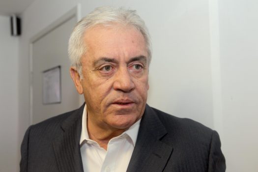 15/01/2013- Governador em Exercício Otto Alencar recebe visita do lutador de MMA Júnio Cigano. Na foto: Govrnador em Exercío Otto Alencar Fotos Carla Ornelas/GovBa