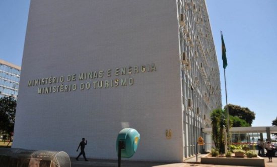 ministerio-do-turismo-750x451