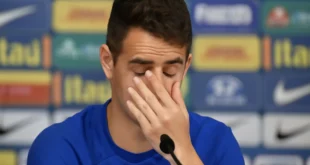 Imagem de capa horizontal 16:9 representando Oscar anuncia aposentadoria aos 34 anos após problema cardíaco