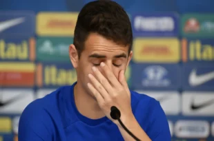 Imagem de capa horizontal 16:9 representando Oscar anuncia aposentadoria aos 34 anos após problema cardíaco